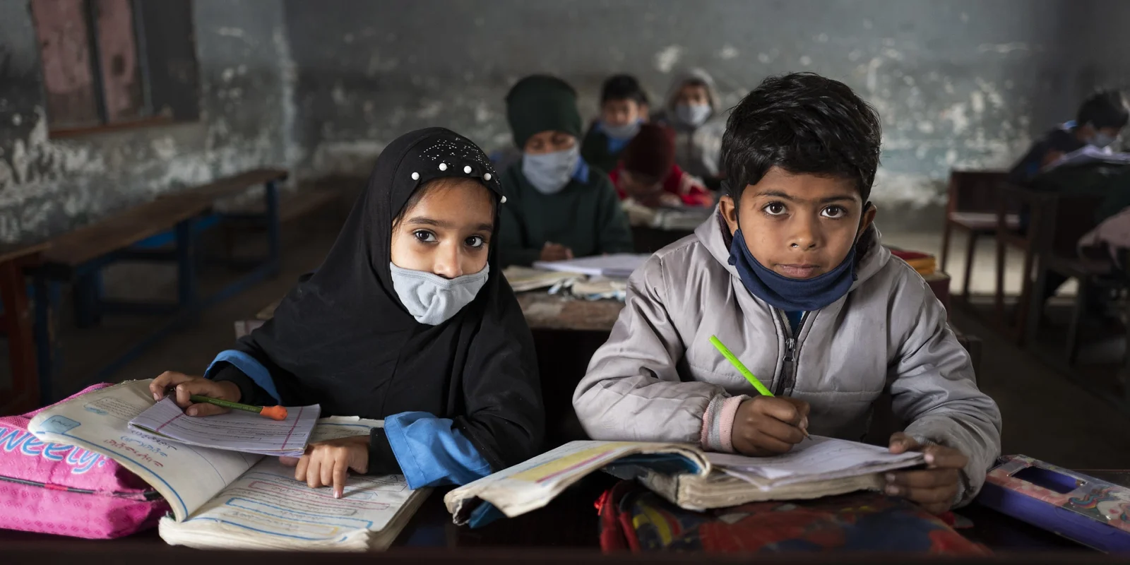 students-government-elementary-school-manak-lahore-pakistan